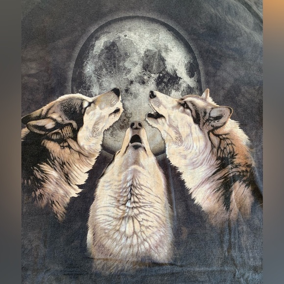 Mystical Howling Wolves Full Moon XL T-Shirt - Picture 2 of 6